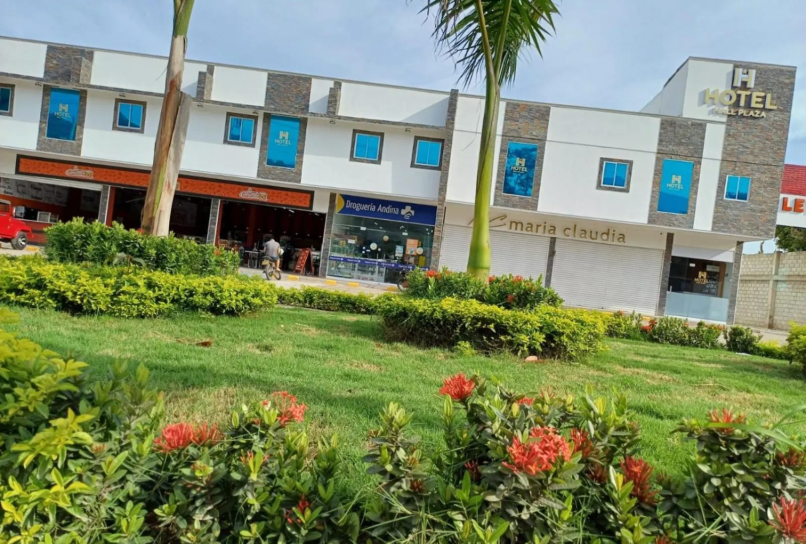 ***  Hotel Mall Plaza Santa Marta  Colombia